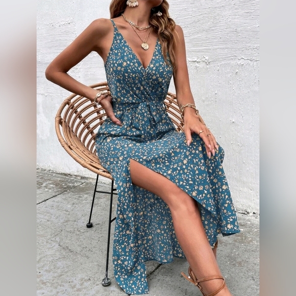 New Boho Double Split Cami Dress Maxi Floral Blue Cream - Picture 5 of 7